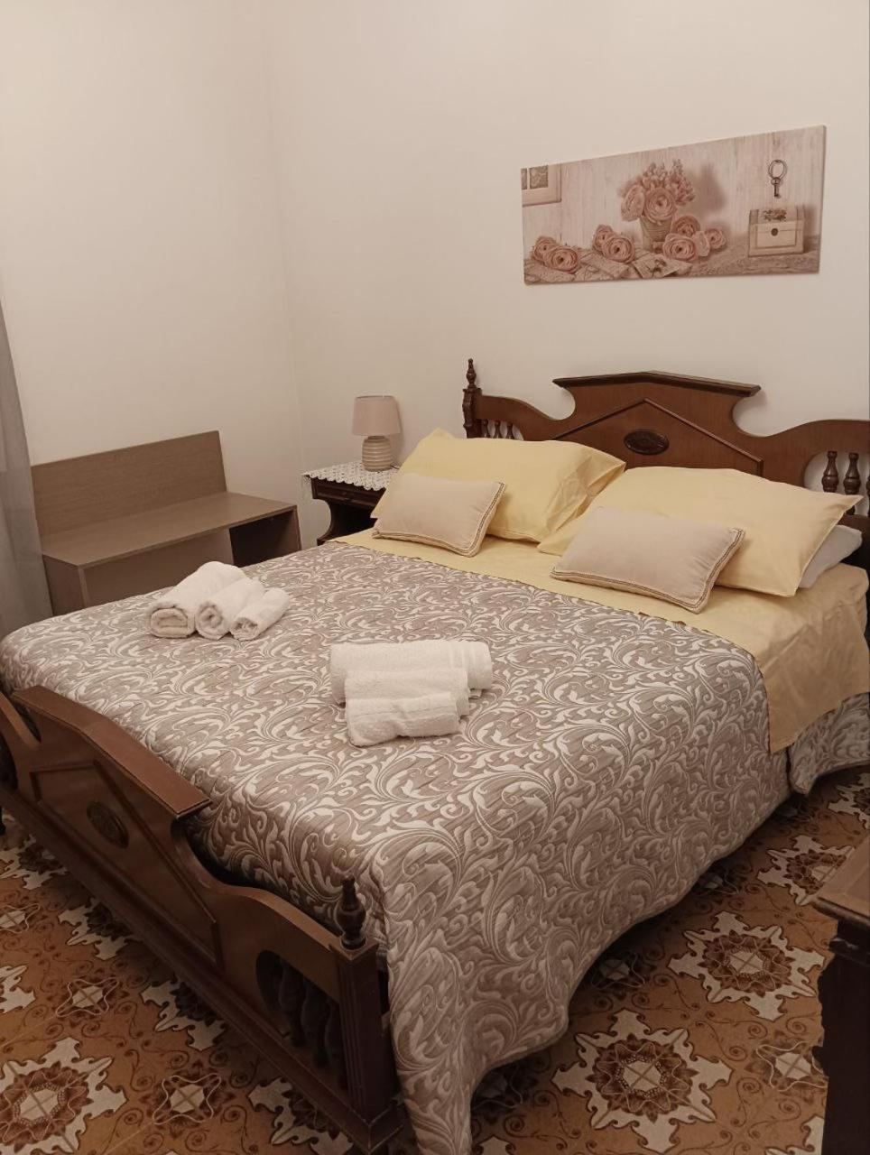 A Casa Di Nonna Gio Apartment ปาแลร์โม ภายนอก รูปภาพ
